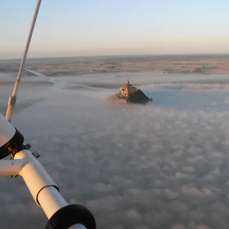 بيت ضيافة Les Bruyeres Du Mont 3*