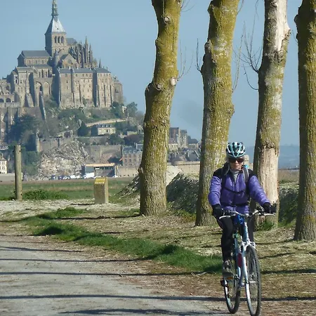 Les Bruyeres Du Mont بيت ضيافة
