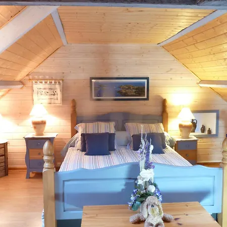 Les Bruyeres Du Mont Guest house 3*