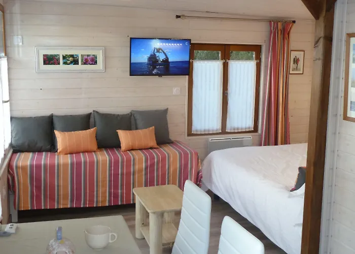 Les Bruyeres Du Mont Ceaux