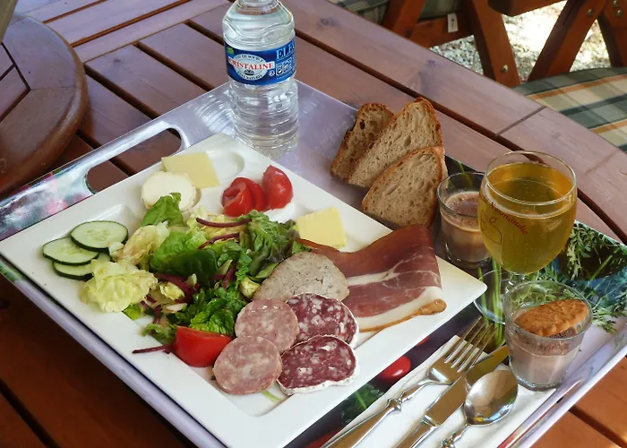 Les Bruyeres Du Mont Céaux