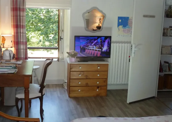 Guest house Les Bruyeres Du Mont Ceaux